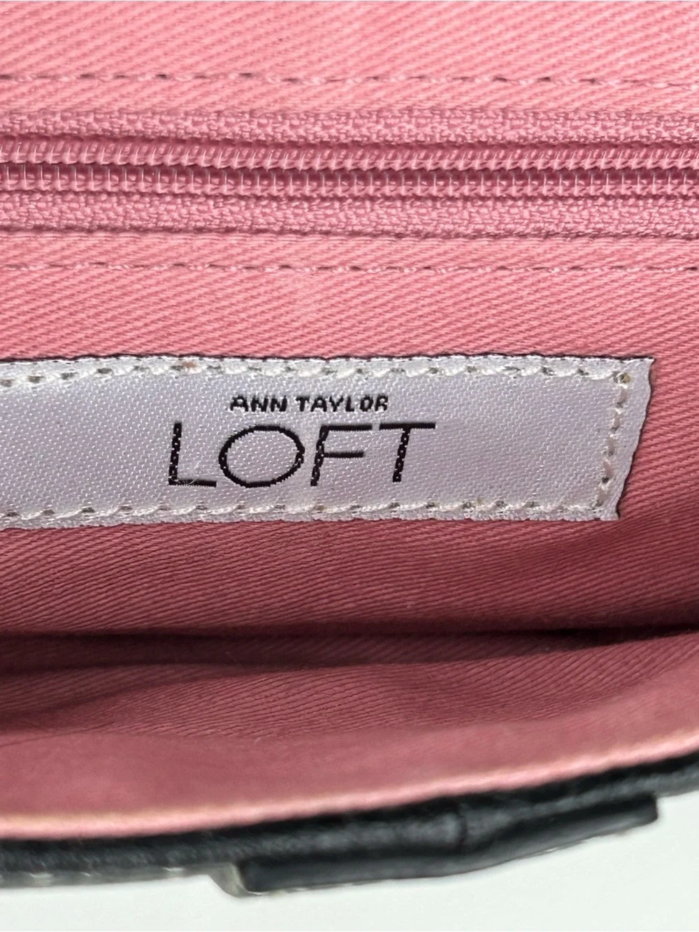 ANN TAYLOR LOFT WRISTLET CLUTCH BLACK LEATHER